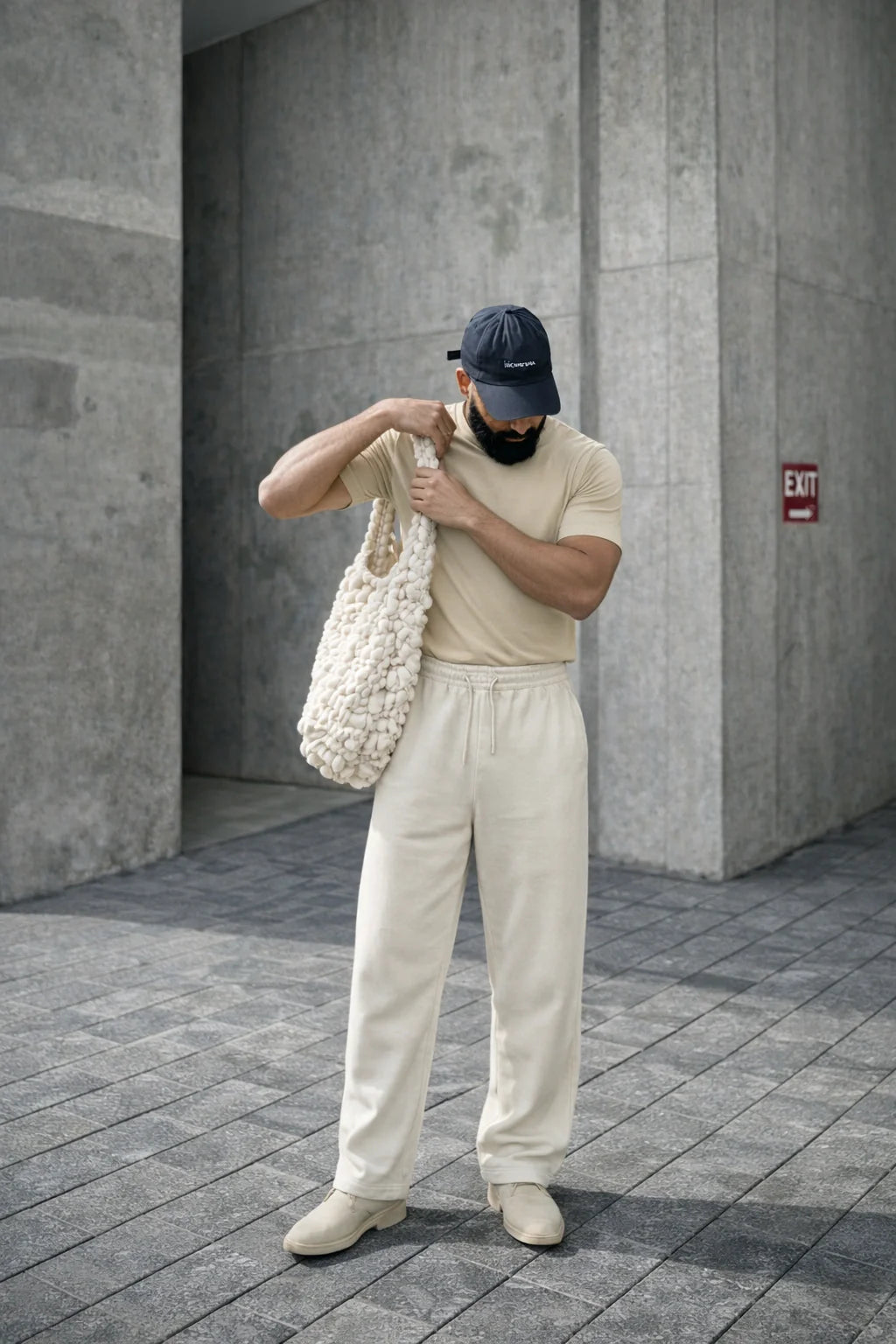 THE LOUNGE–STREET COORDS