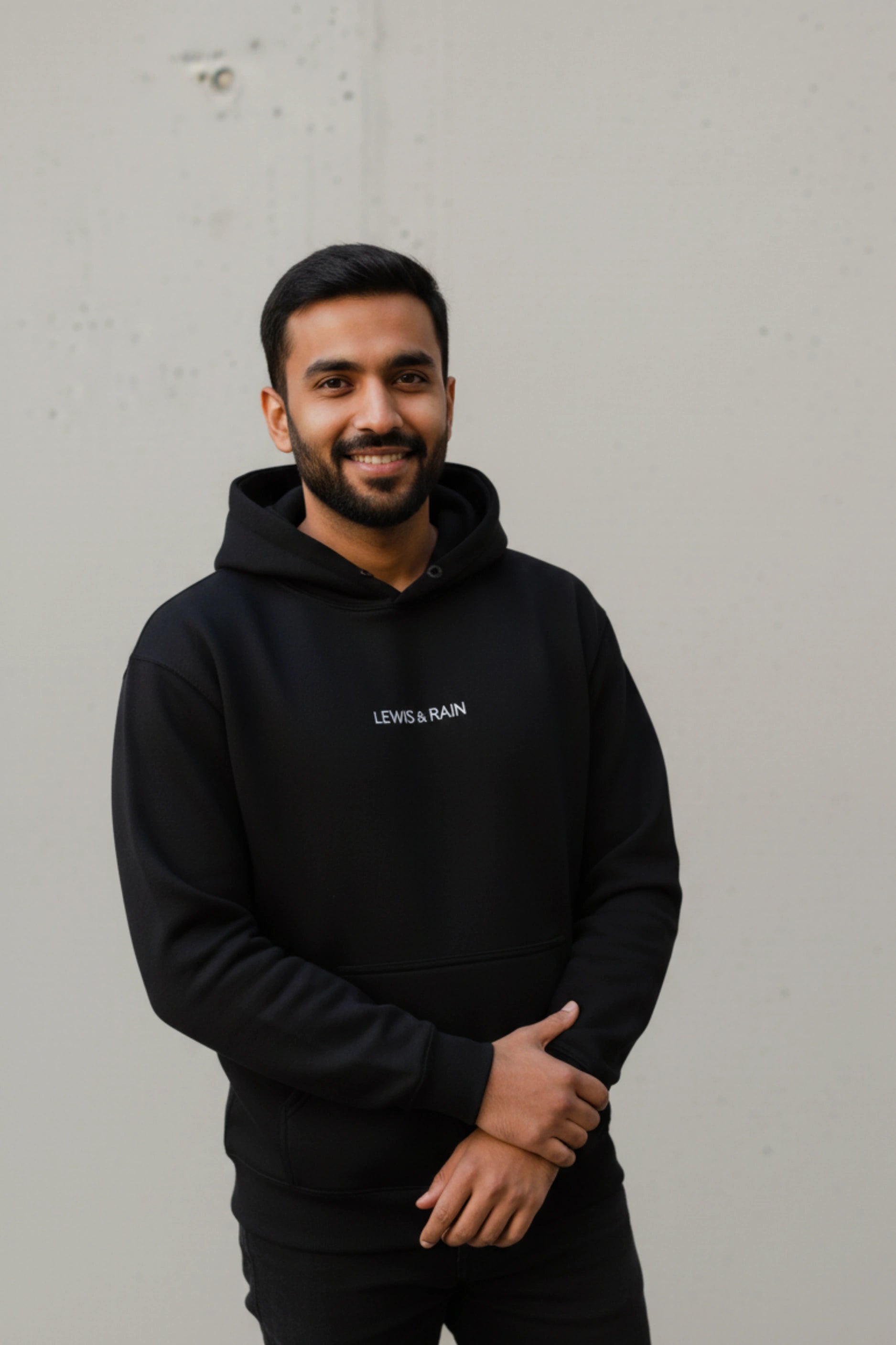 Minimal Unisex Hoodie (Black)