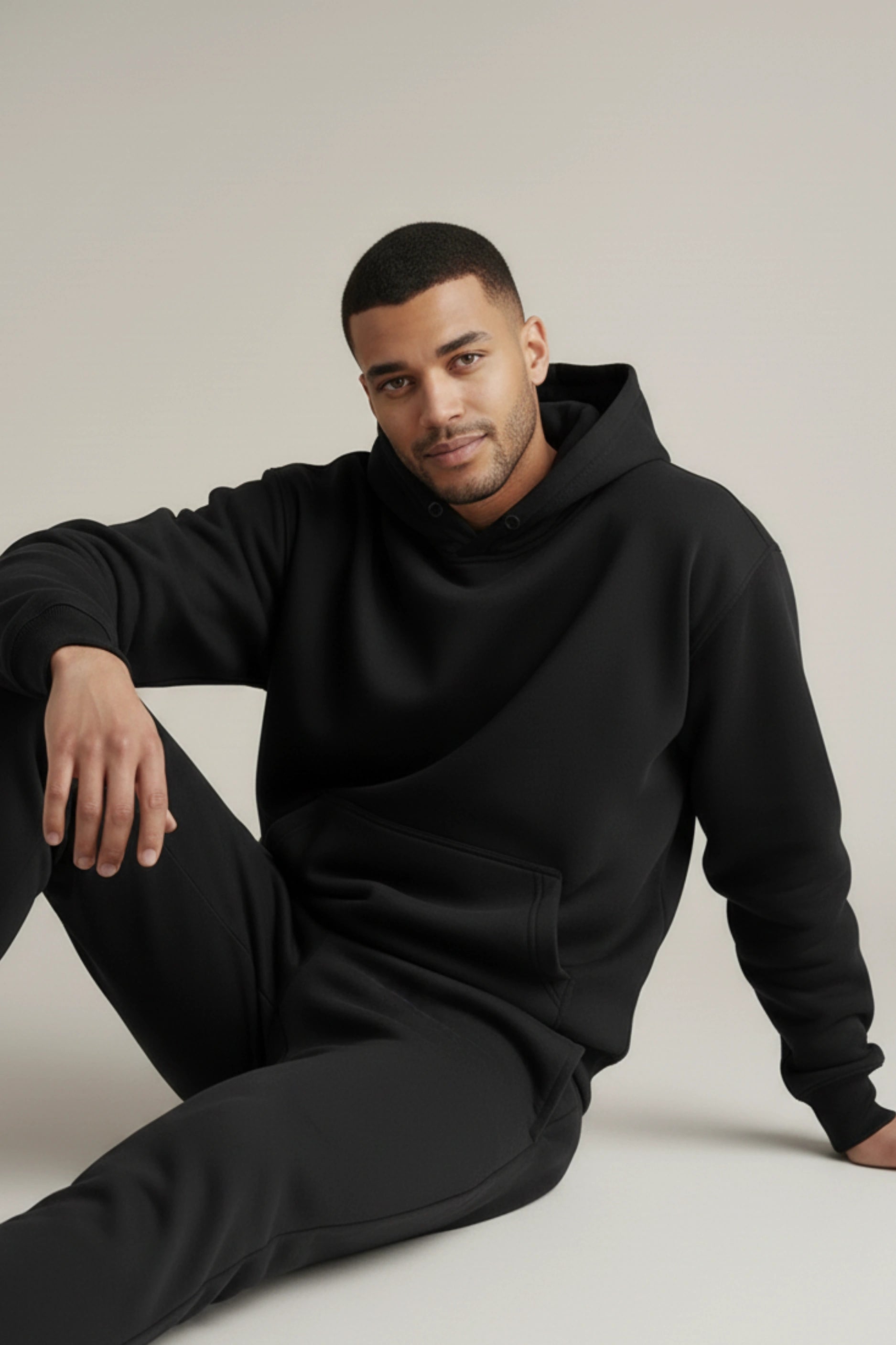 Relaxed Fit Plain Hoodie (Black)
