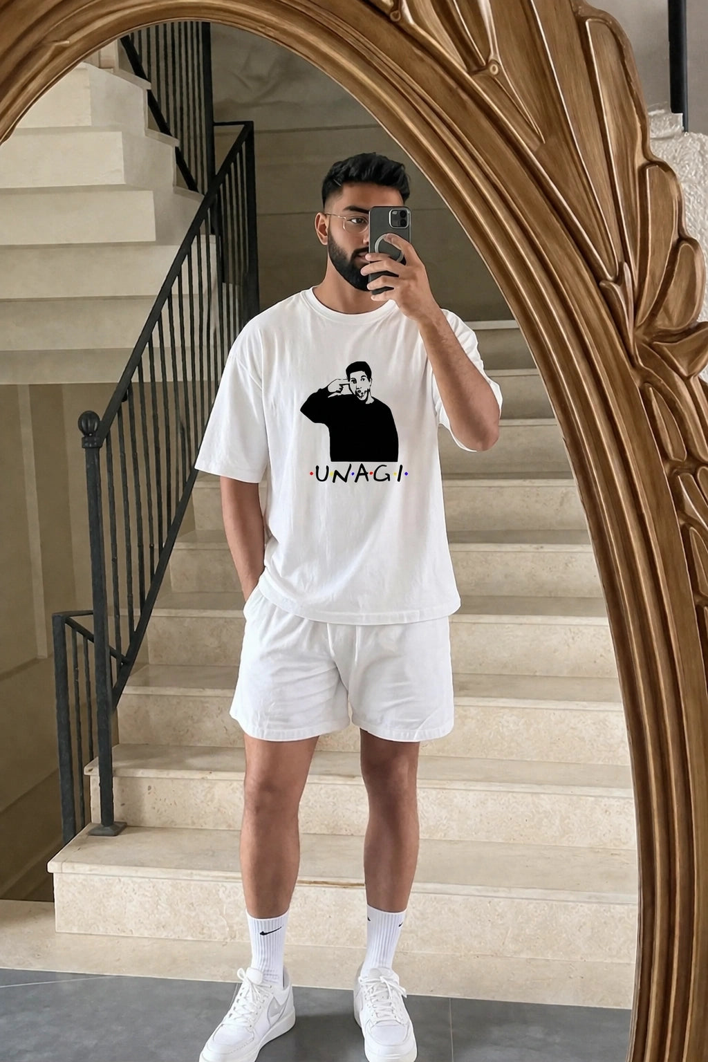 F.R.I.E.N.D.S Unagi Oversized Unisex Tee