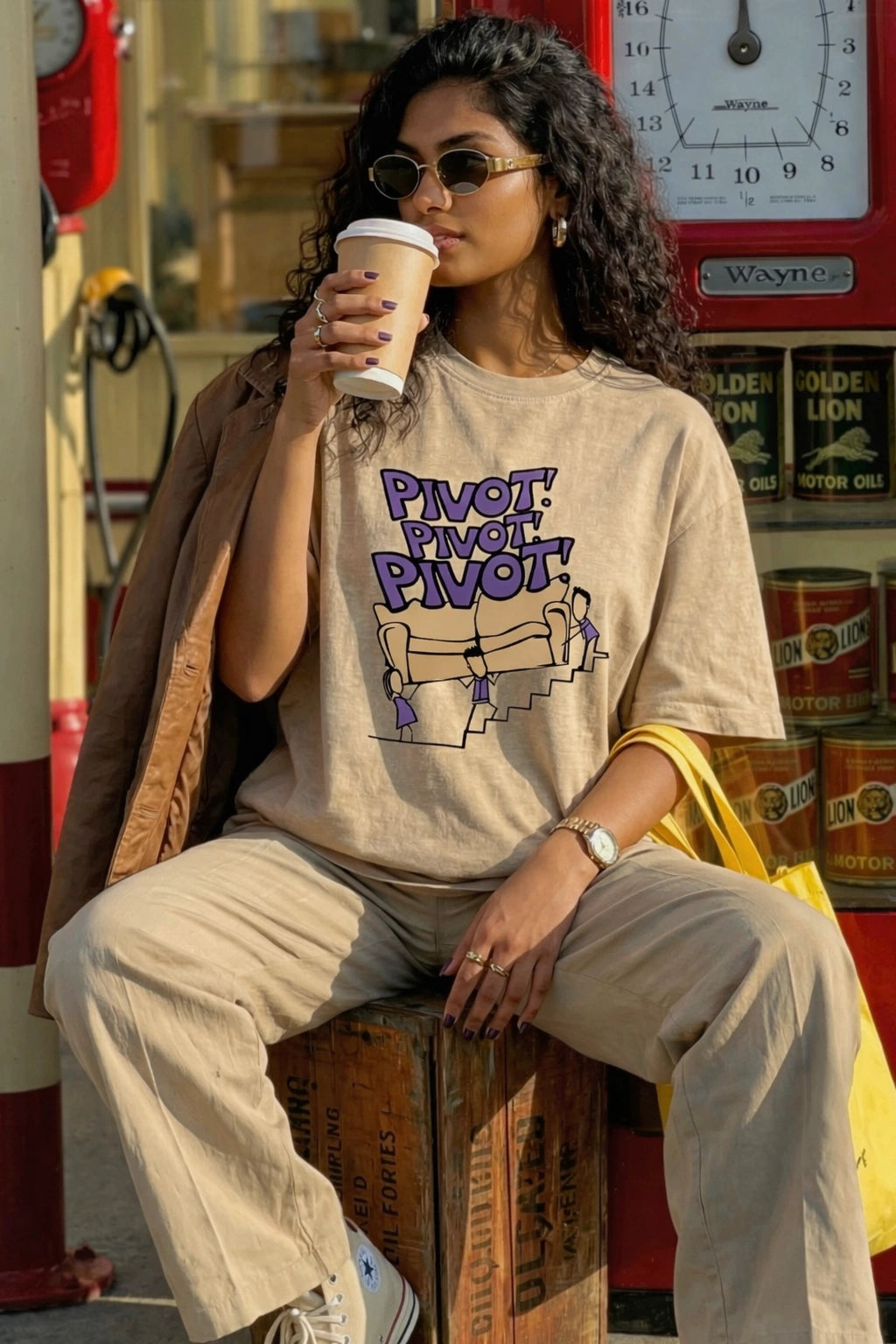 F.R.I.E.N.D.S Pivot Oversized Unisex Tee