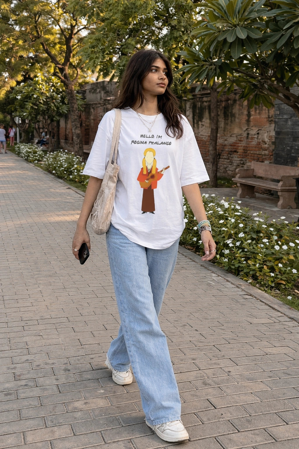 Regina Phalange Women's Oversized Tee