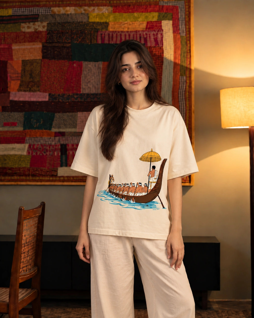 Kerala boat Unisex Oversized Tee