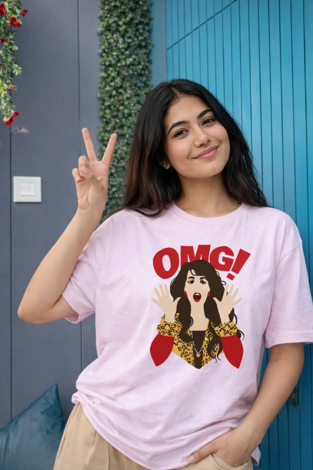 OMG Women's Oversized Tee