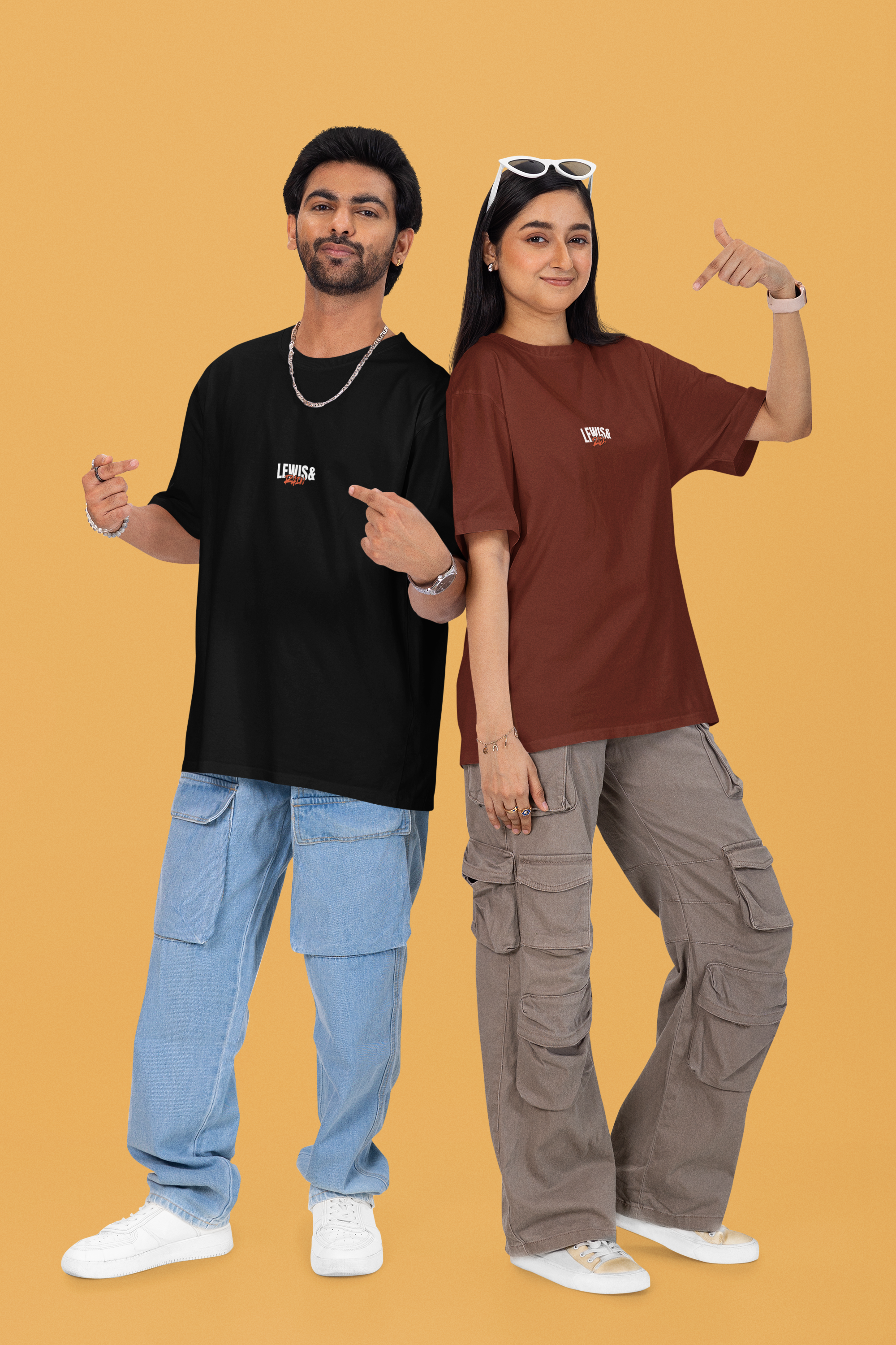 Oversized “Untamed Wolf” Graphic Tee – Streetwear Edition